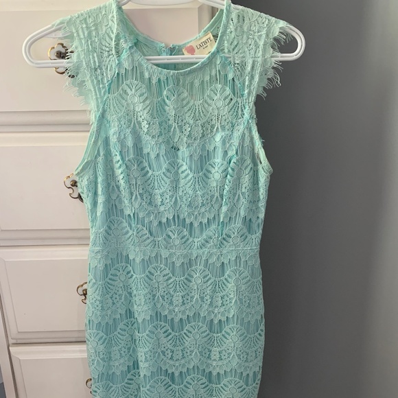 Dress - Picture 1 of 3